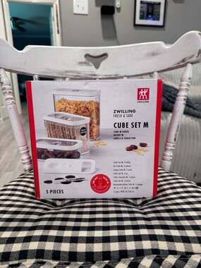 ZWILLING Fresh & Save Cube Set M, 5-Piece Airtight Dry Food Storage System
